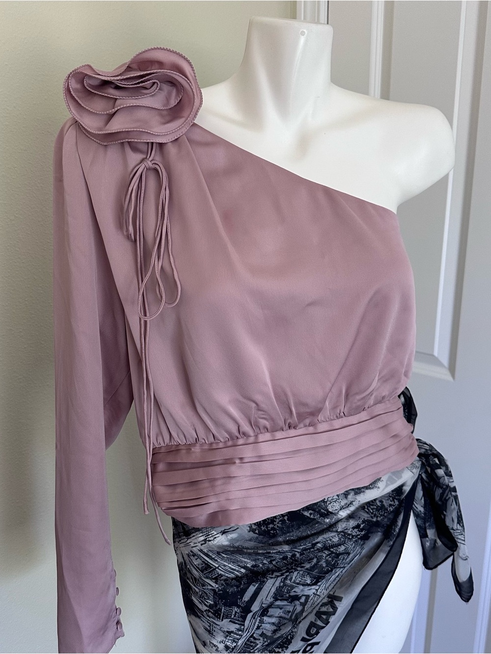 Astr One-Shoulder Blouse in Dusty Mauve with Floral Shoulder